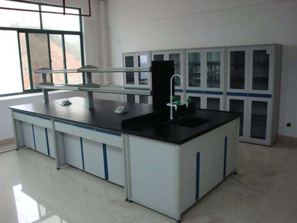 ��ľ����̨����