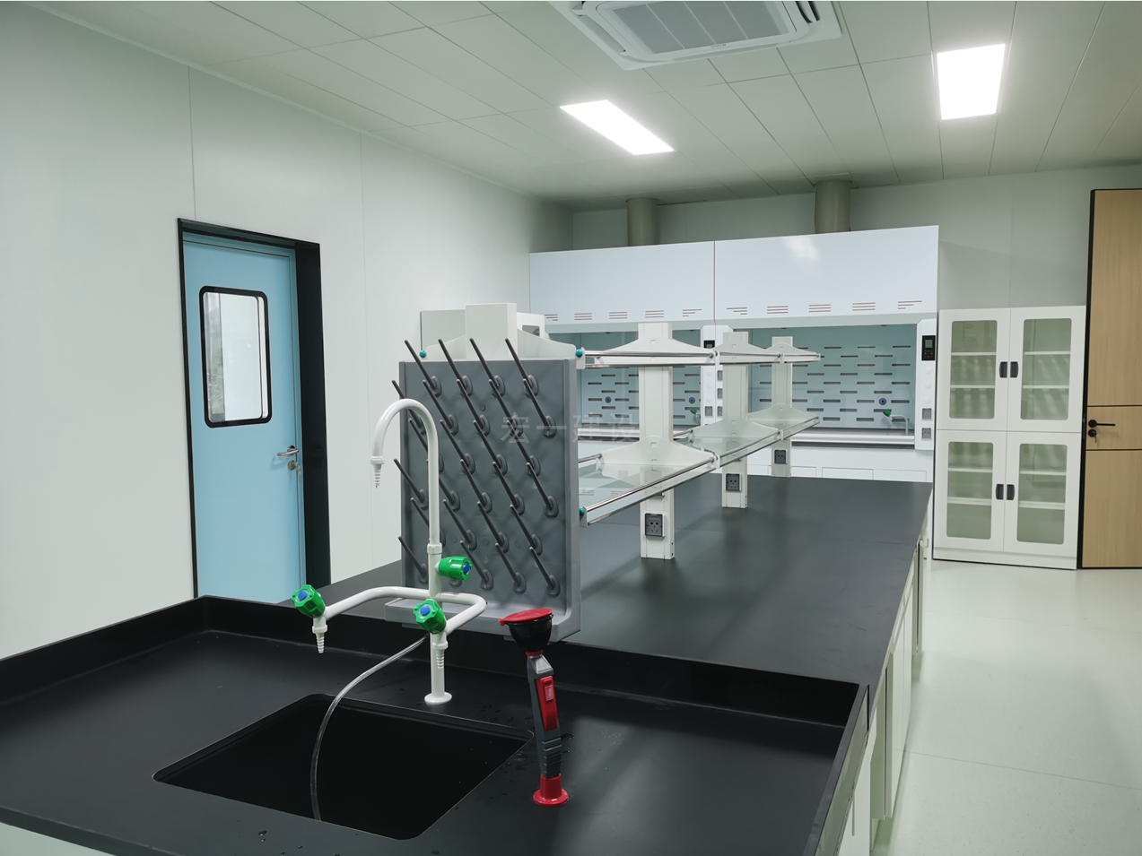 �½�(�й���)���޹�˾����