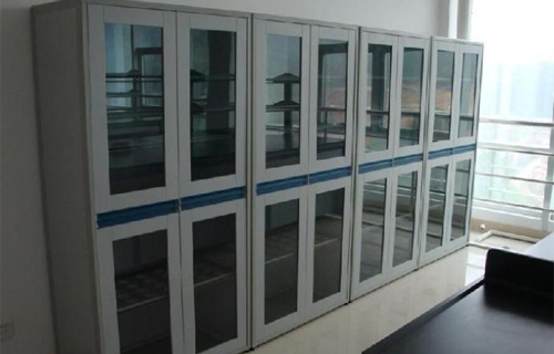 ��ľ��������