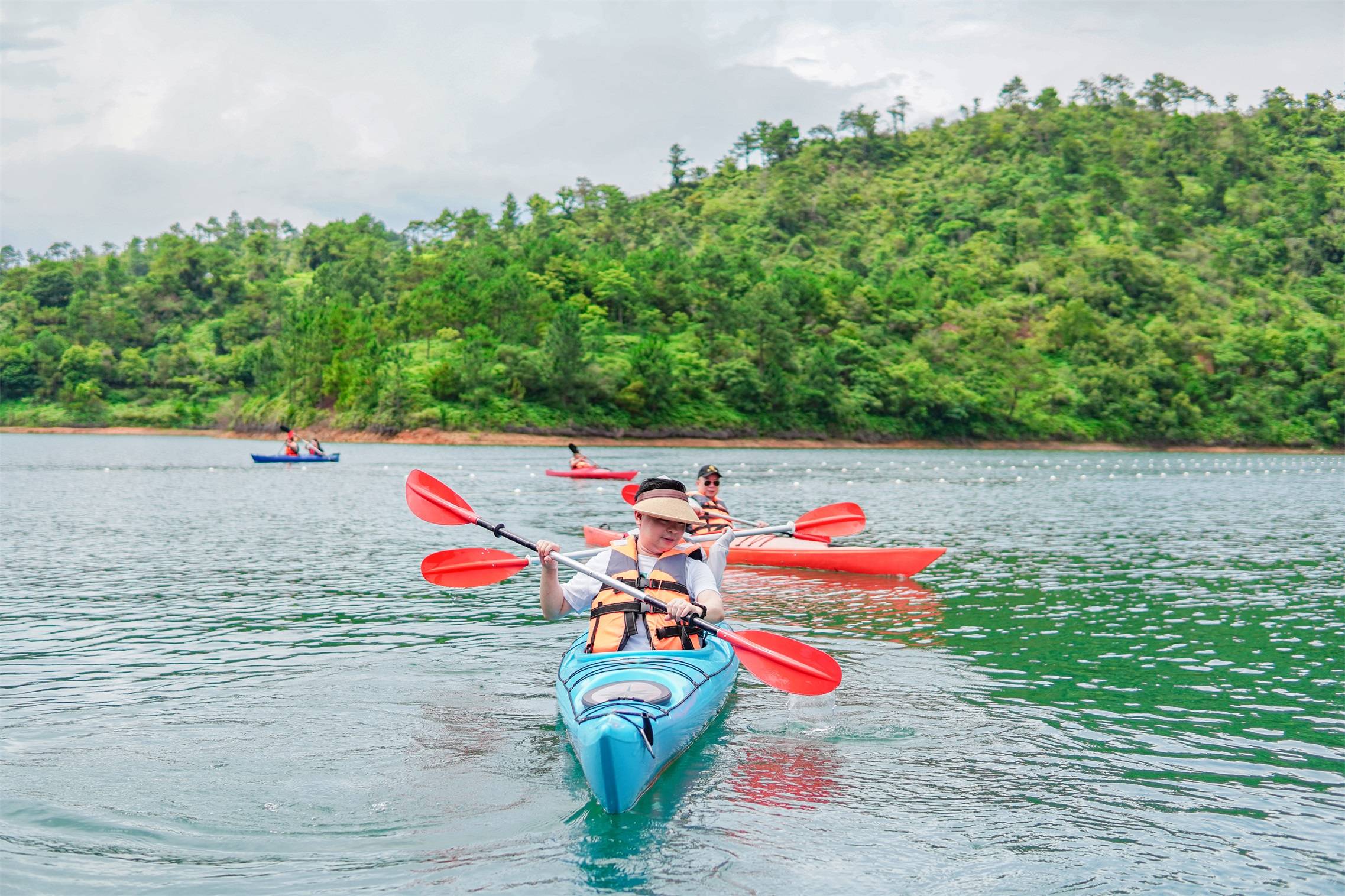 �½�(�й���)���޹�˾����