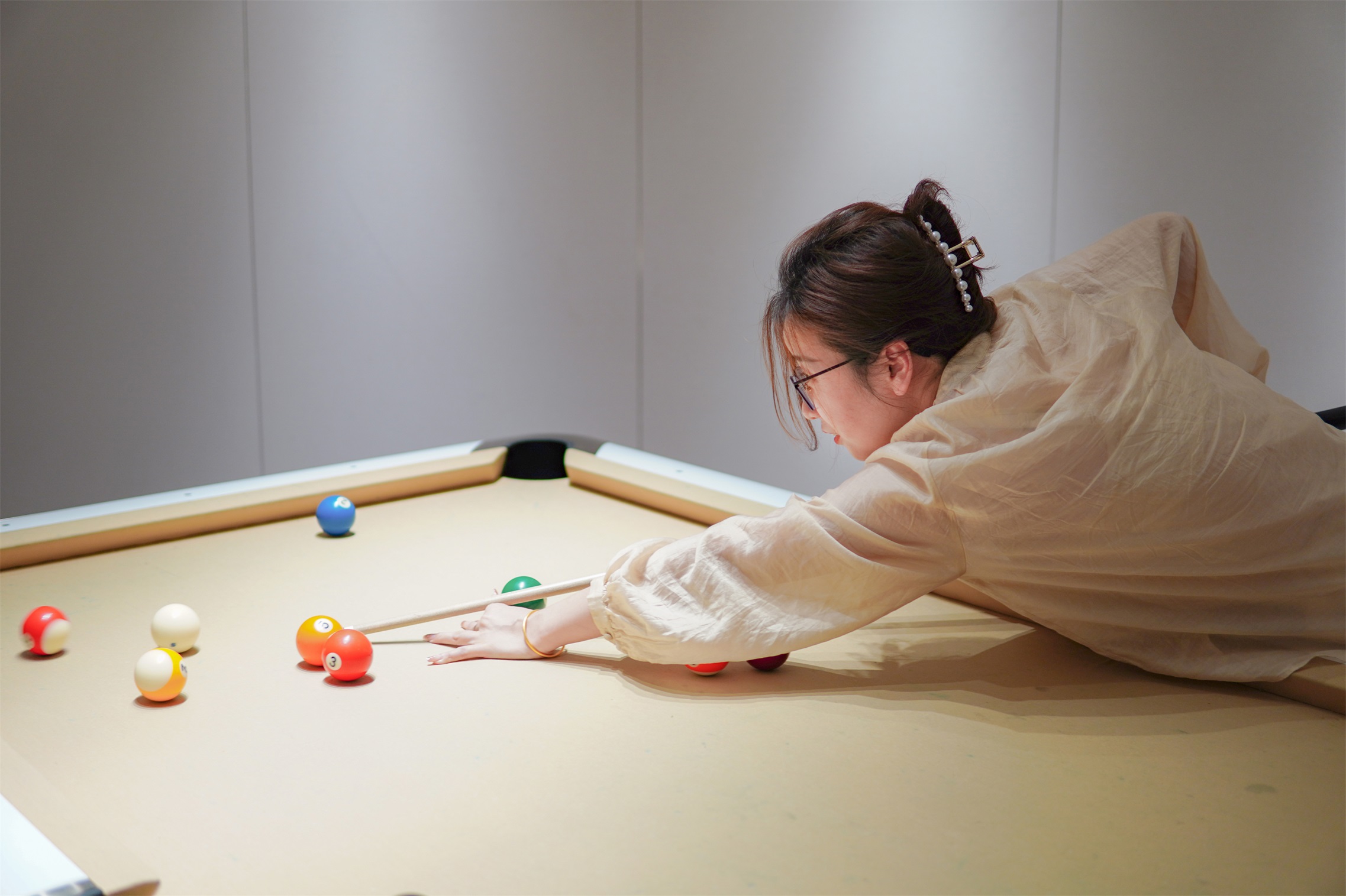 �½�(�й���)���޹�˾����