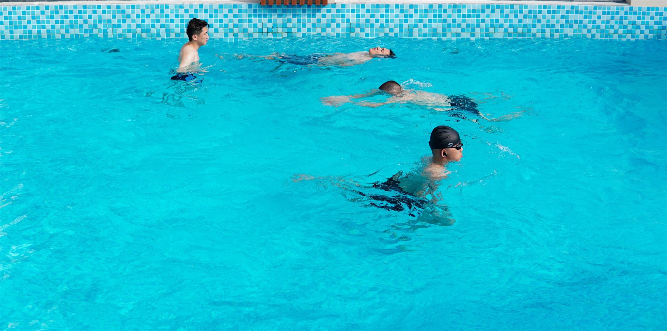 �½�(�й���)���޹�˾����