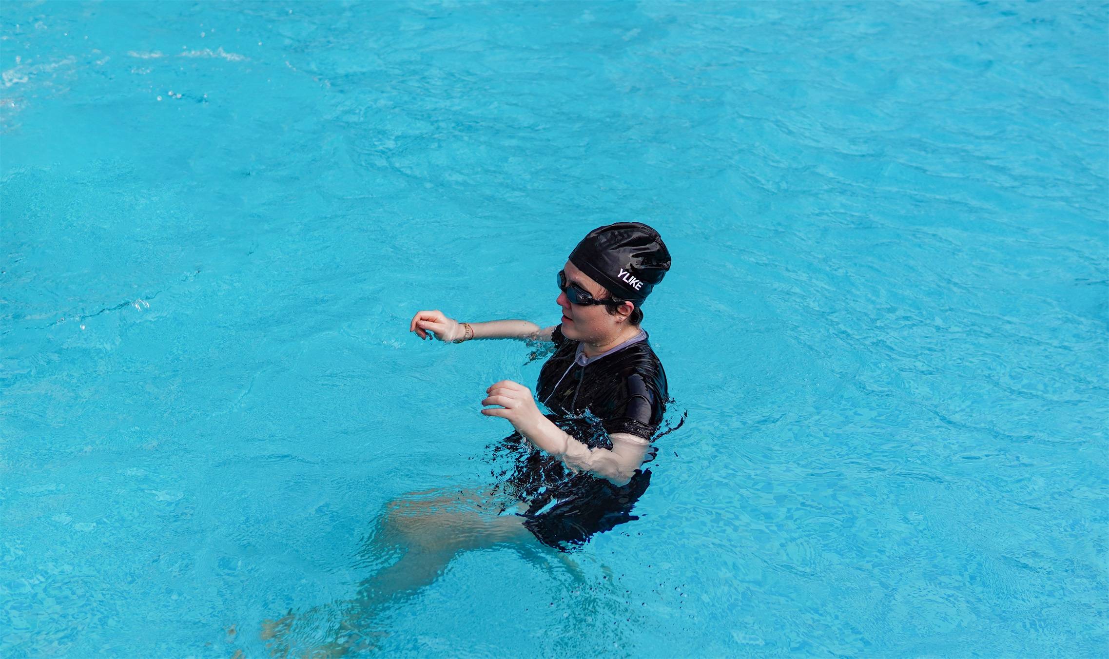 �½�(�й���)���޹�˾����