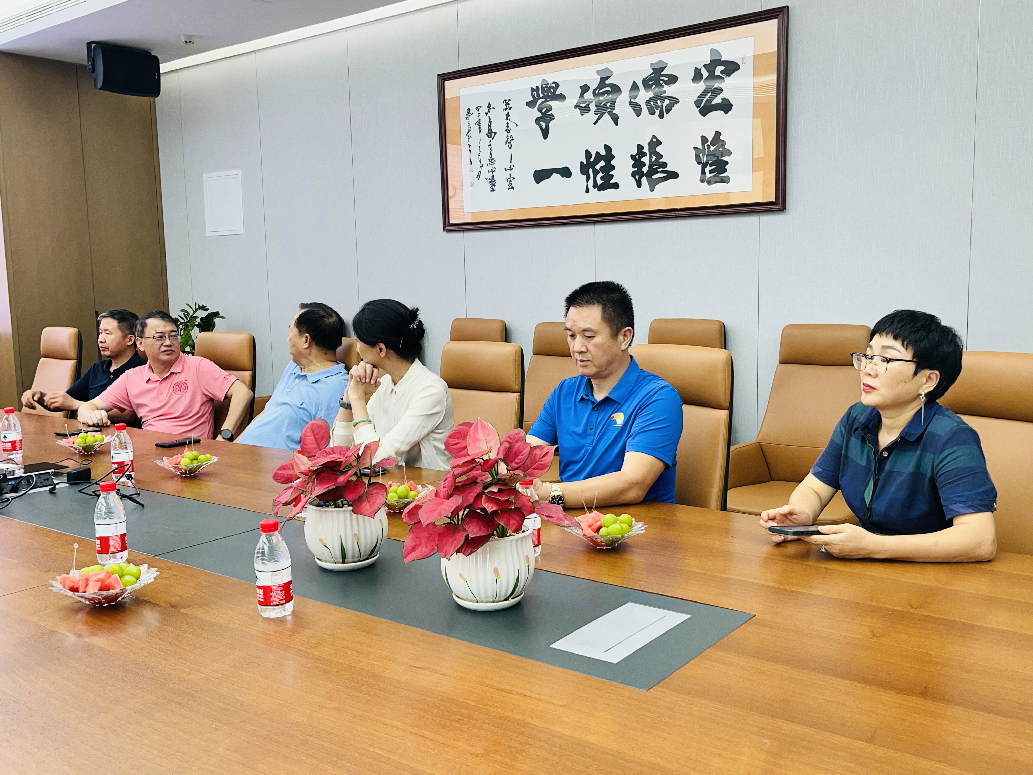 �½�(�й���)���޹�˾����